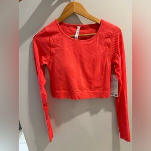 NWT LULULEMON vibrant long sleeve sports top